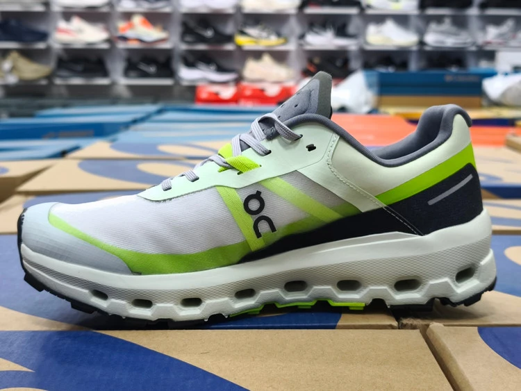 کتونی آن رانینگ کیوسی کلودتک کیفیت مستر - سایز 40 تا 45 - On Running Cloudtech