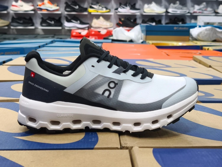 کتونی آن رانینگ کیوسی کلودتک کیفیت مستر - سایز 40 تا 45 - On Running Cloudtech