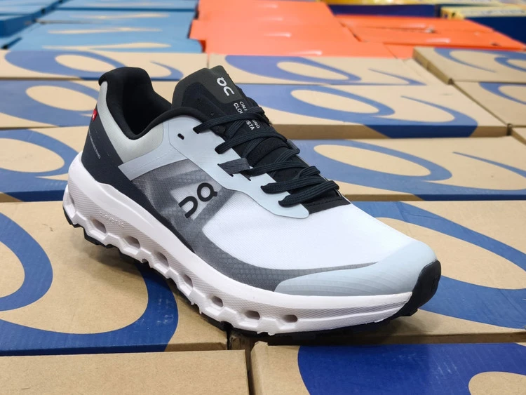 کتونی آن رانینگ کیوسی کلودتک کیفیت مستر - سایز 40 تا 45 - On Running Cloudtech