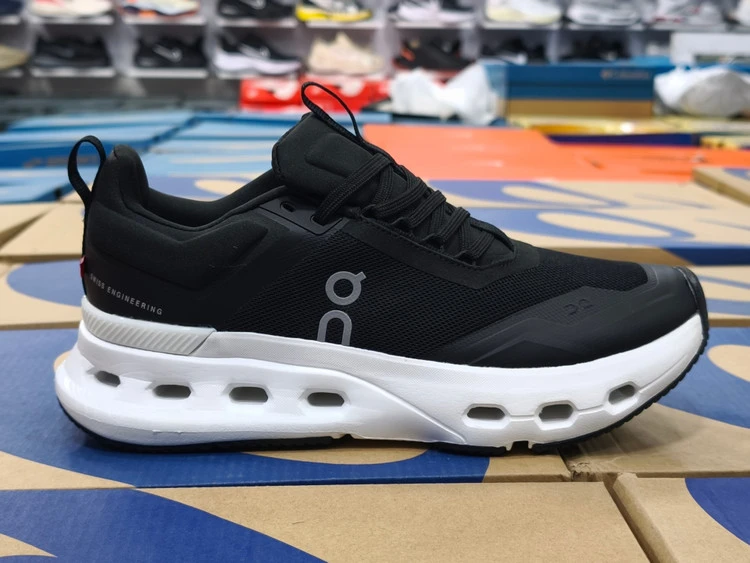 کتونی آن رانینگ کیوسی کلودتک کیفیت مستر - سایز 40 تا 45 - On Running Cloudtech