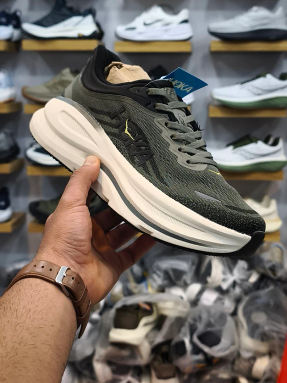 کتونی هوکا باندی 9 کیفیت مستر - سایز 40 تا 45 - Hoka Bondi 9