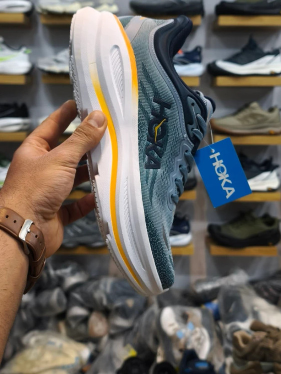 کتونی هوکا باندی 9 کیفیت مستر - سایز 40 تا 45 - Hoka Bondi 9