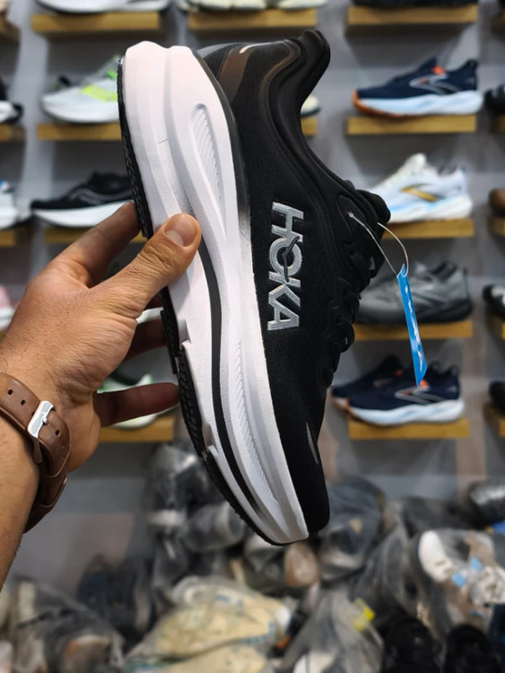 کتونی هوکا باندی 9 کیفیت مستر - سایز 40 تا 45 - Hoka Bondi 9