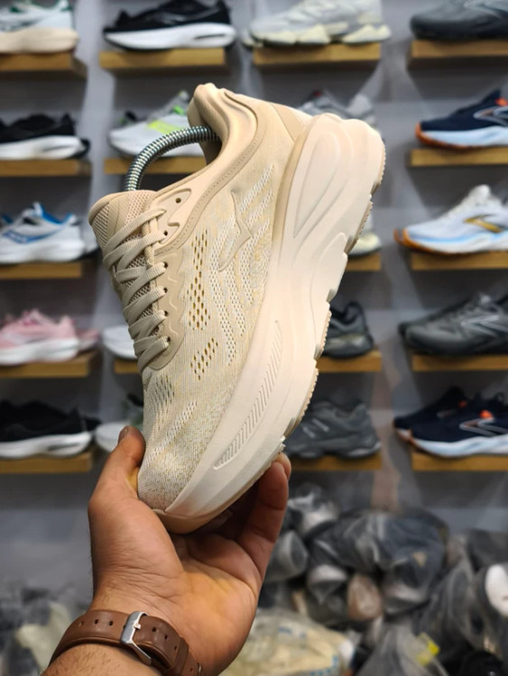 کتونی هوکا باندی 9 کیفیت مستر - سایز 40 تا 45 - Hoka Bondi 9