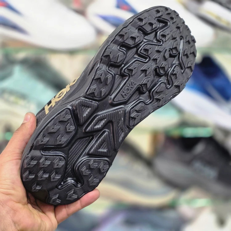 کتونی هوکا باندی 9 کیفیت مستر - سایز 40 تا 45 - Hoka Bondi 9