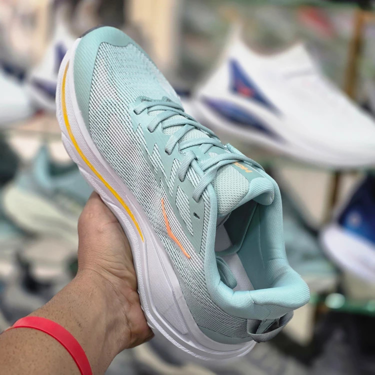 کتونی هوکا باندی 9 کیفیت مستر - سایز 40 تا 45 - Hoka Bondi 9