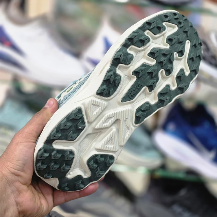 کتونی هوکا باندی 9 کیفیت مستر - سایز 40 تا 45 - Hoka Bondi 9