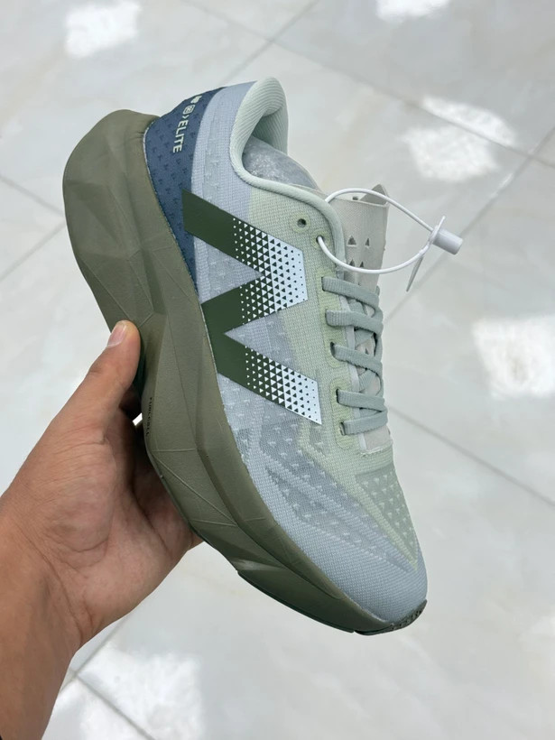 کتونی نیوبالانس فرش فوم الیت کیفیت مستر - سایز 40 تا 45 - New Balance Fresh Foam