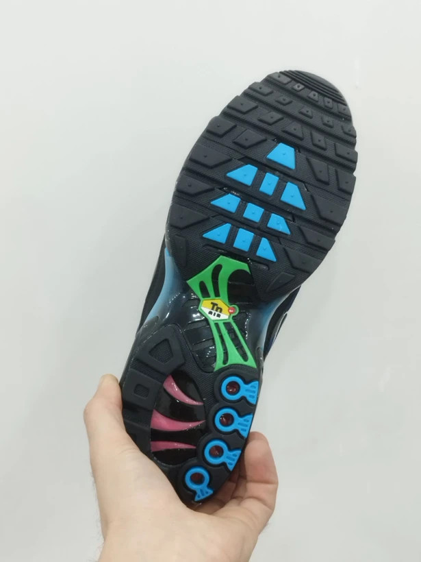 کتونی نایکی ایرمکس پلاس کیفیت مستر - سایز 40 تا 45 - Nike Air Max Plus