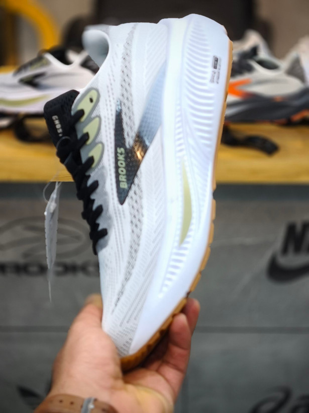 کتونی بروکس گوست 17 کیفیت مستر - سایز 40 تا 45 - Brooks Ghost 17