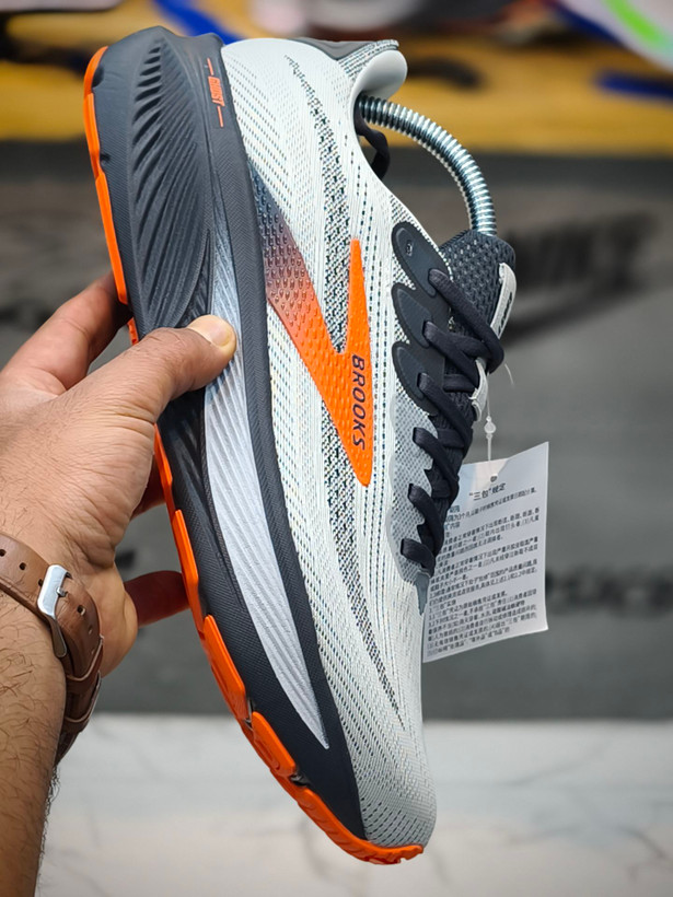 کتونی بروکس گوست 17 کیفیت مستر - سایز 40 تا 45 - Brooks Ghost 17