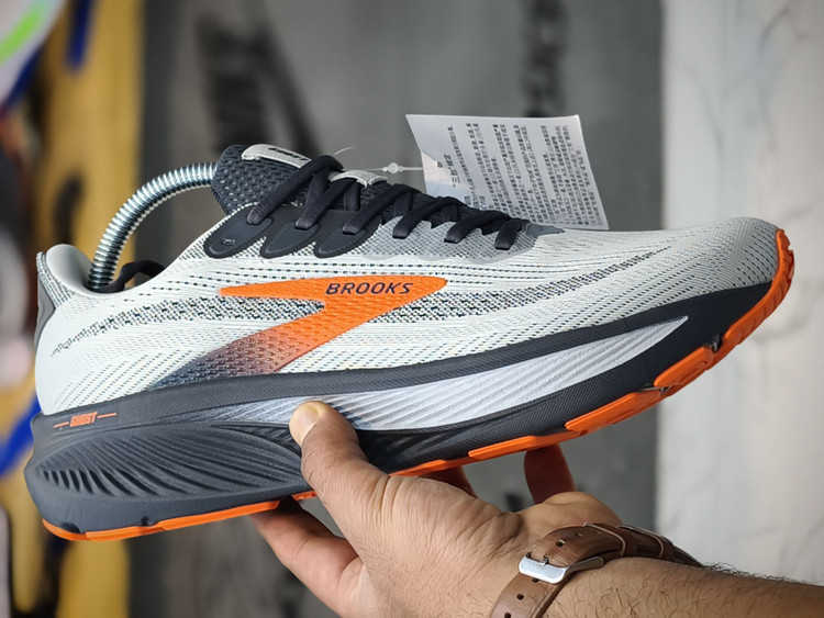 کتونی بروکس گوست 17 کیفیت مستر - سایز 40 تا 45 - Brooks Ghost 17