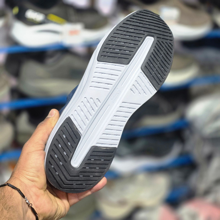 کتونی اسکیچرز بدون بند کیفیت مستر - سایز 40 تا 45 - Skechers Slip-ins