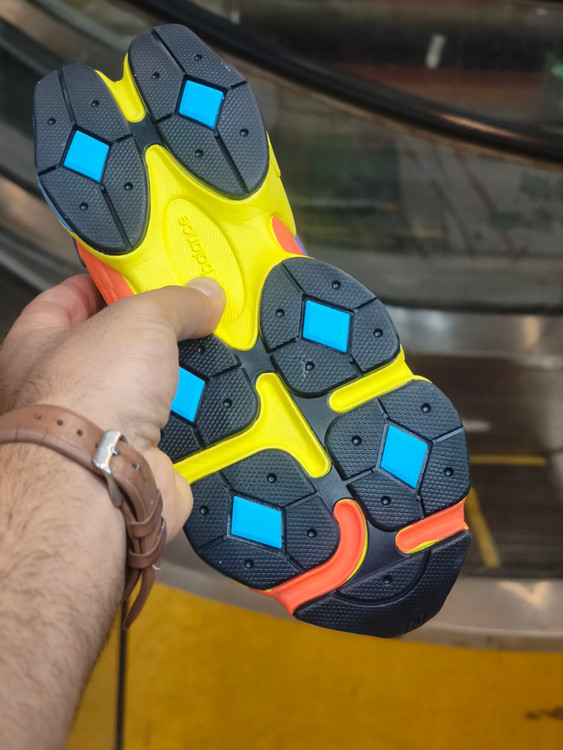 کتونی نیوبالانس 9060 کیفیت مستر - سایز 36 تا 40 - New Balance 9060