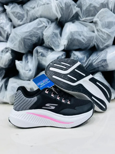 کتونی اسکیچرز کیفیت مستر - سایز 37 تا 40 - Skechers Slip-ins Max Cushioning