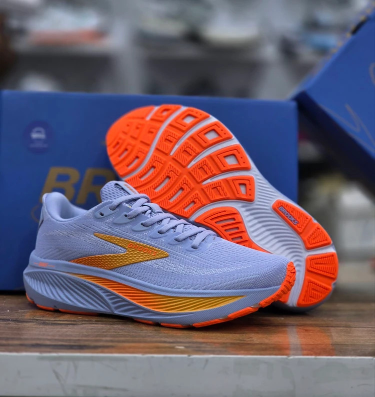 کتونی بروکس گوست 17 کیفیت مستر - سایز 40 تا 45 - Brooks Ghost 17