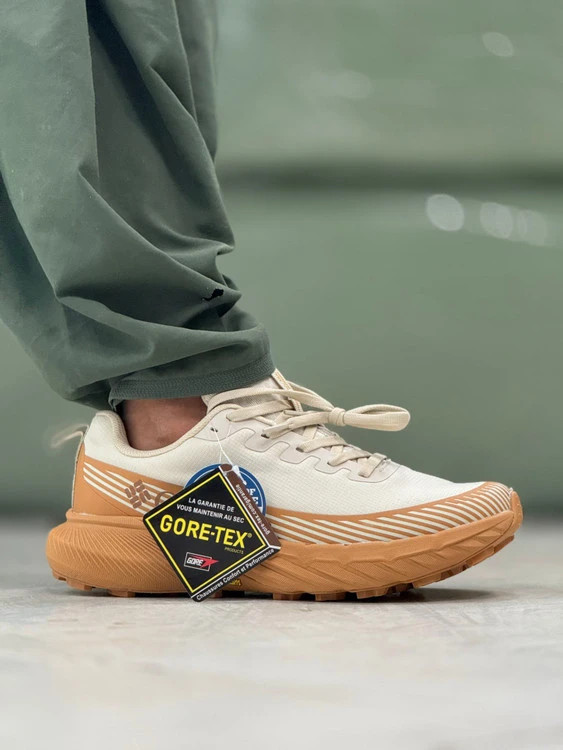 کتونی کلمبیا ضدآب - سایز 40 تا 45 - Columbia GORE-TEX