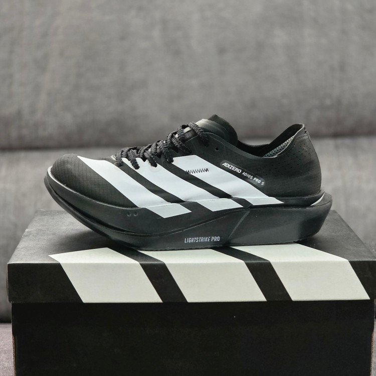 کتونی آدیداس آدی زیرو کیفیت مستر - سایز 40 تا 45 - Adidas Adizero