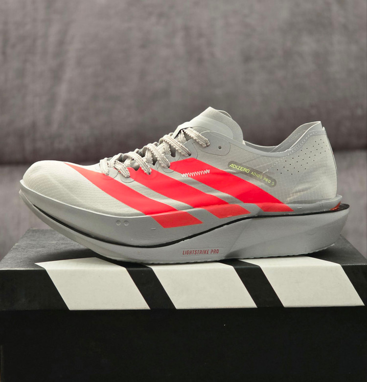 کتونی آدیداس آدی زیرو کیفیت مستر - سایز 40 تا 45 - Adidas Adizero