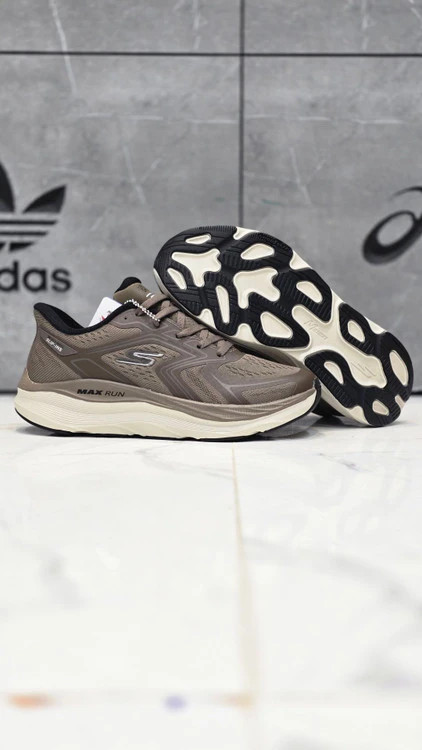 کتونی اسکیچرز گو ران کربن کیفیت مستر - سایز 40 تا 45 - Skechers Gorun