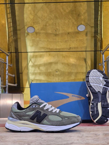 کتونی نیوبالانس 990 کیفیت مستر - سایز 40 تا 45 - New Balance 990