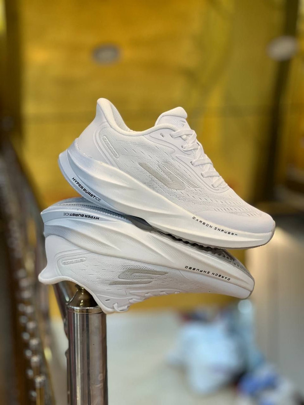 کتونی اسکیچرز هایپر برست کربن کیفیت مستر - سایز 37 تا 40 - Skechers Hyper Burst