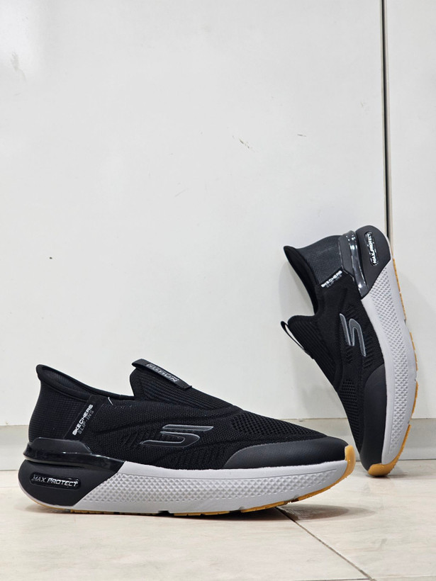 کتونی اسکیچرز بدون بند کیفیت مستر - سایز 40 تا 45 - Skechers Slip-ins