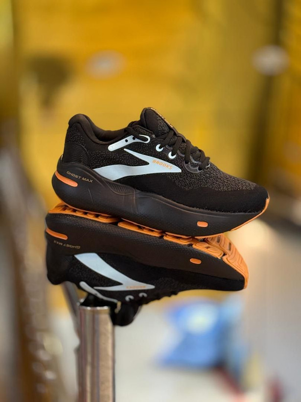 کتونی بروکس گاست مکس کیفیت مستر - سایز 40 تا 45 - Brooks Ghost Max