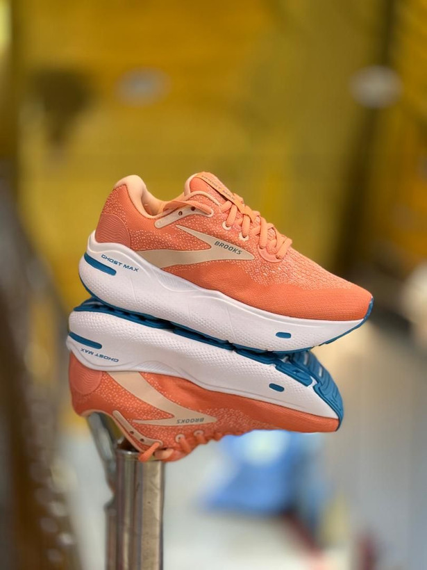 کتونی بروکس گاست مکس کیفیت مستر - سایز 40 تا 45 - Brooks Ghost Max