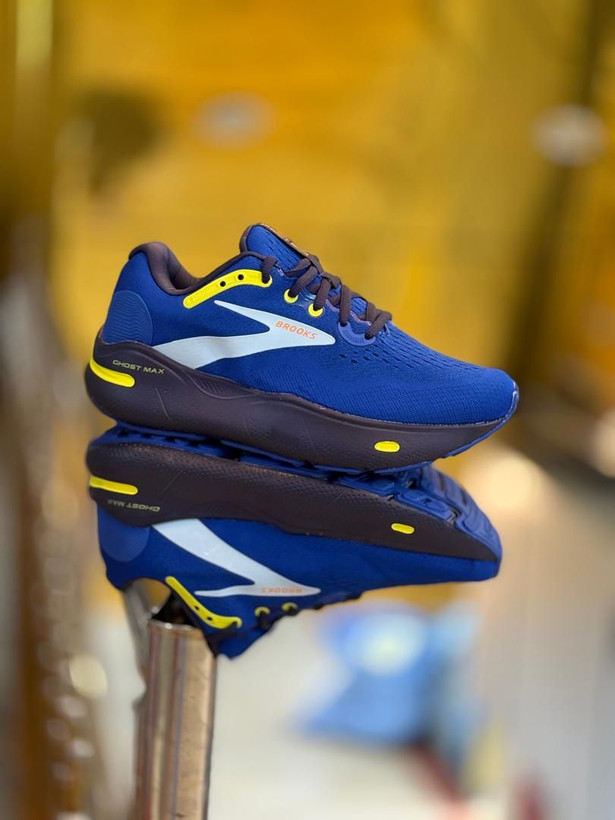 کتونی بروکس گاست مکس کیفیت مستر - سایز 40 تا 45 - Brooks Ghost Max