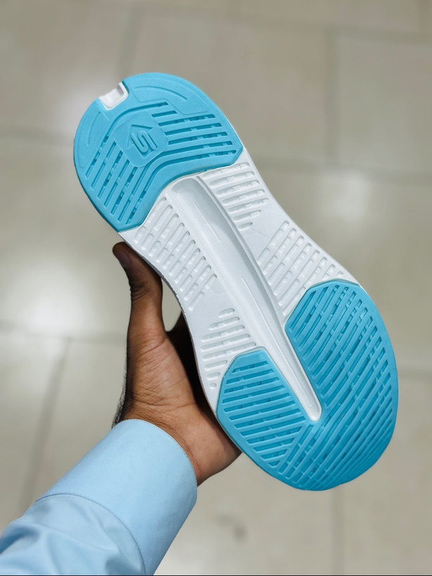 کتونی اسکیچرز مکس کوشن کیفیت مستر - سایز 37 تا 40 - Skechers Max Cushioning