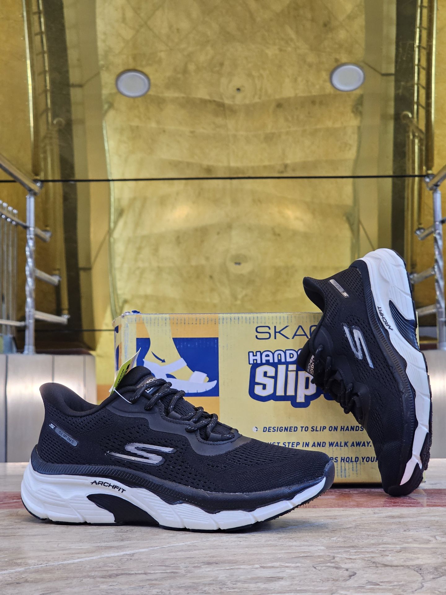 کتونی اسکیچرز آرچ فیت ویتنامی وارداتی - سایز 37 تا 40 - Skechers ArchFit