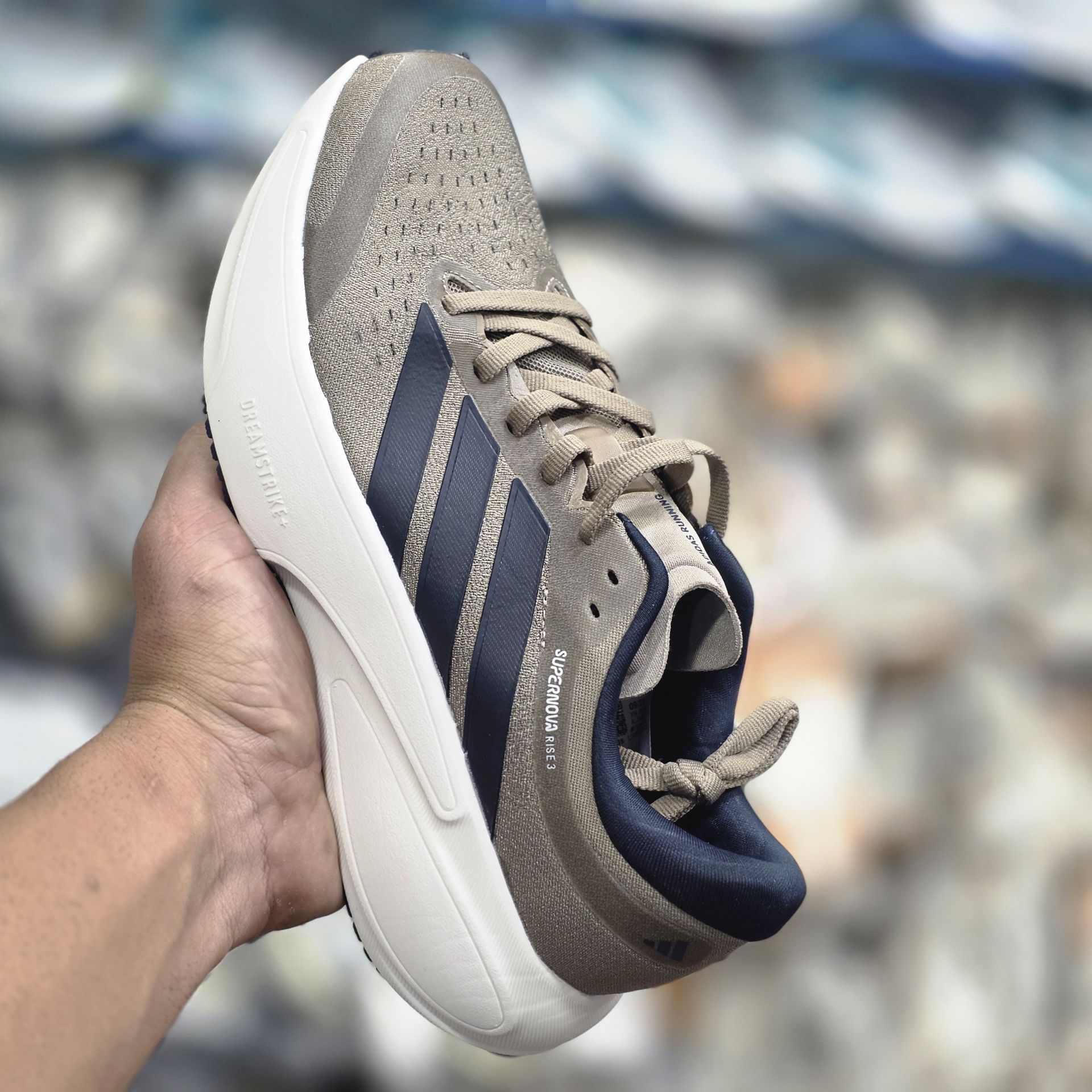 کتونی آدیداس سوپرنوا رایز 3 کیفیت مستر - سایز 40 تا 45 - Adidas Supernova Rise 3
