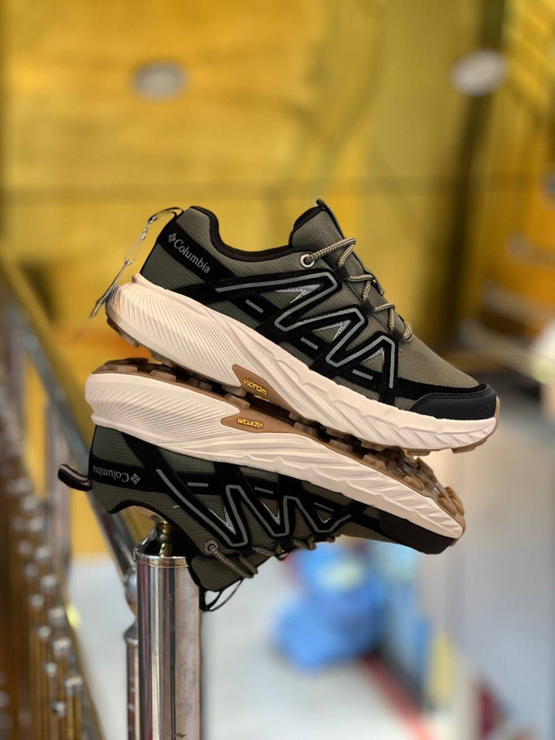 کتونی کلمبیا ضدآب - سایز 40 تا 45 - Columbia GORE-TEX