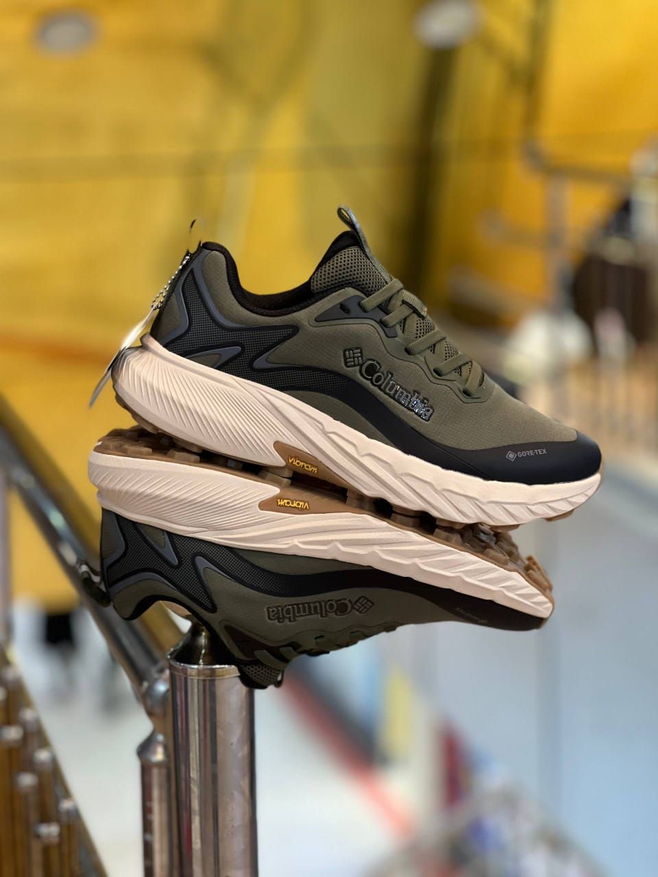کتونی کلمبیا ضدآب - سایز 40 تا 45 - Columbia GORE-TEX