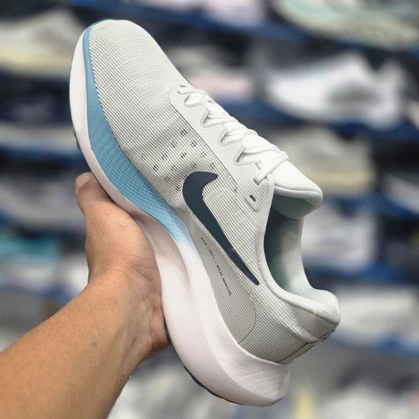 کتونی نایکی زوم فلای 5 کیفیت مستر - سایز 40 تا 45 - Nike Zoom Fly 5