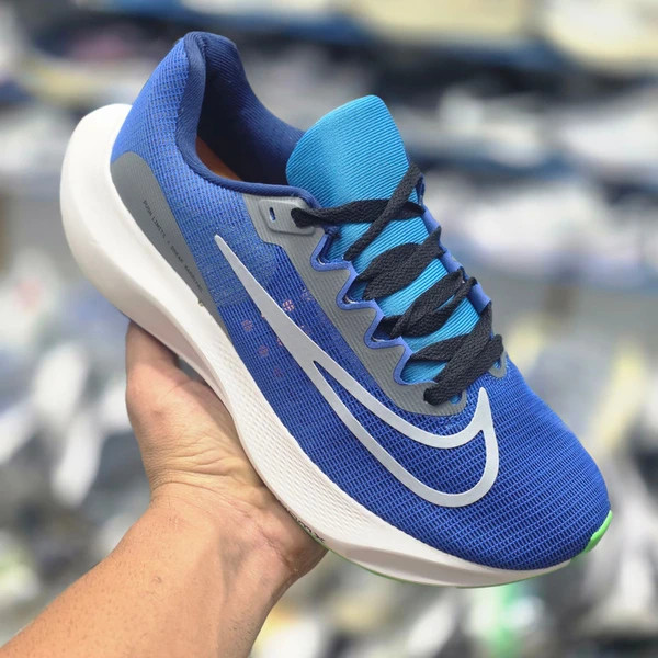 کتونی نایکی زوم فلای 5 کیفیت مستر - سایز 40 تا 45 - Nike Zoom Fly 5