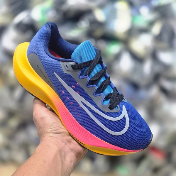 کتونی نایکی زوم فلای 5 کیفیت مستر - سایز 40 تا 45 - Nike Zoom Fly 5
