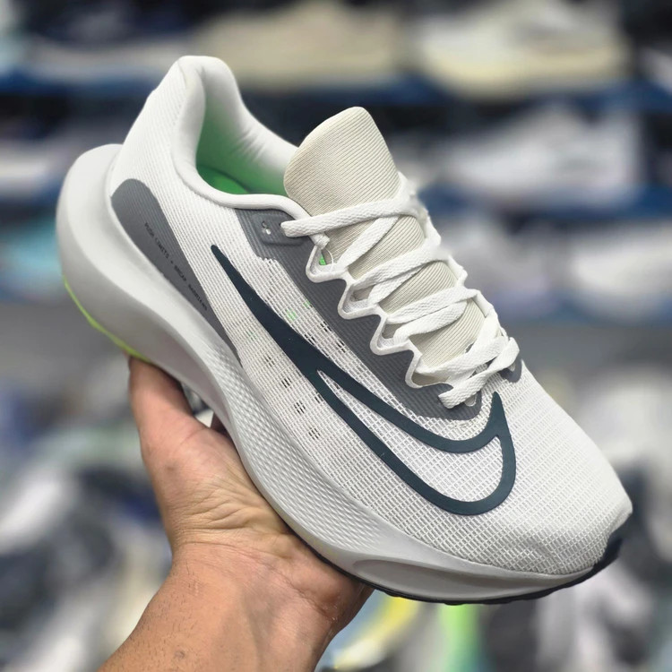 کتونی نایکی زوم فلای 5 کیفیت مستر - سایز 40 تا 45 - Nike Zoom Fly 5