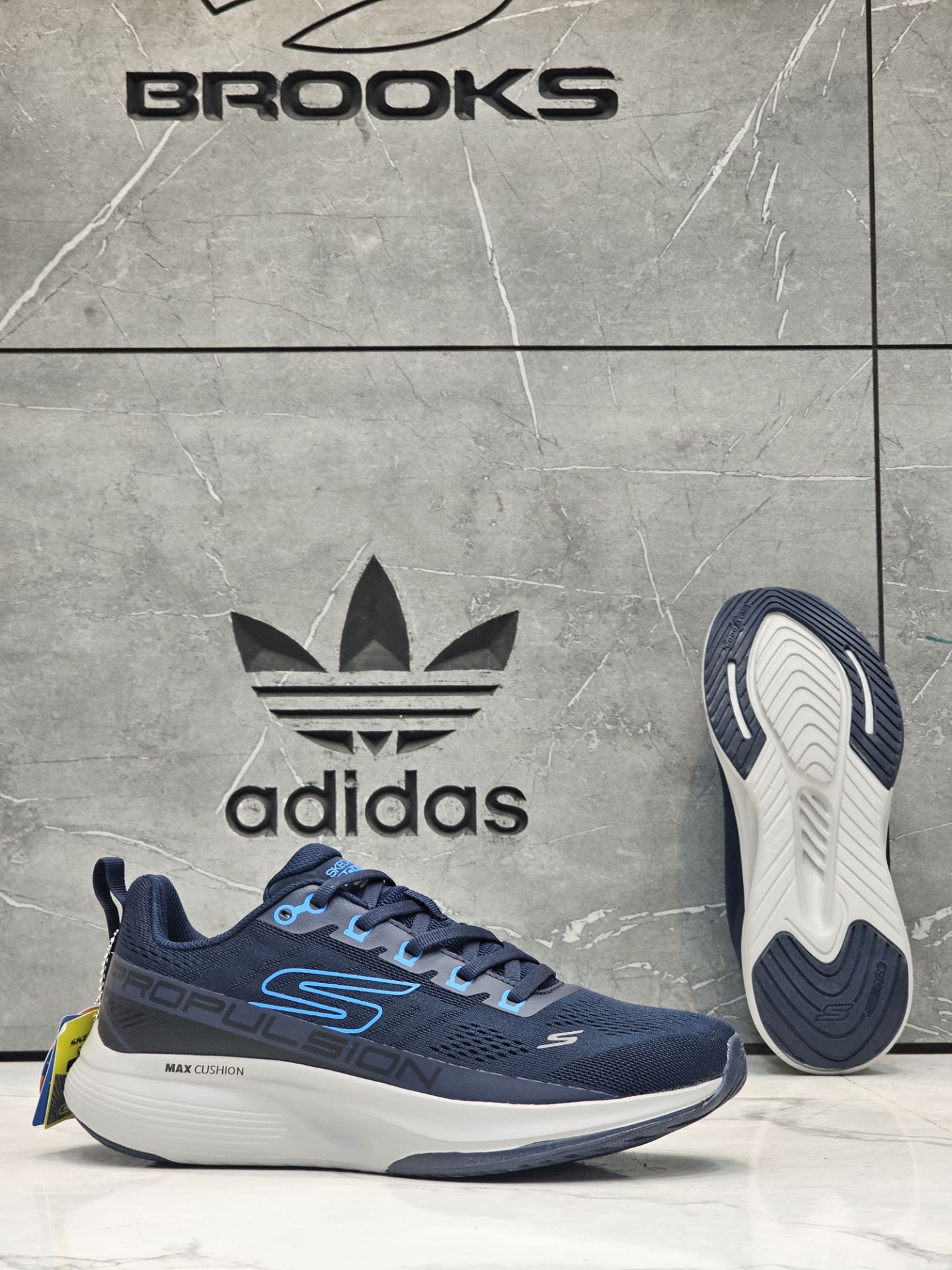 کتونی اسکیچرز مکس کوشن پروپالشن کیفیت مستر - سایز 40 تا 45 - Skechers Max Cushioning Propulsion