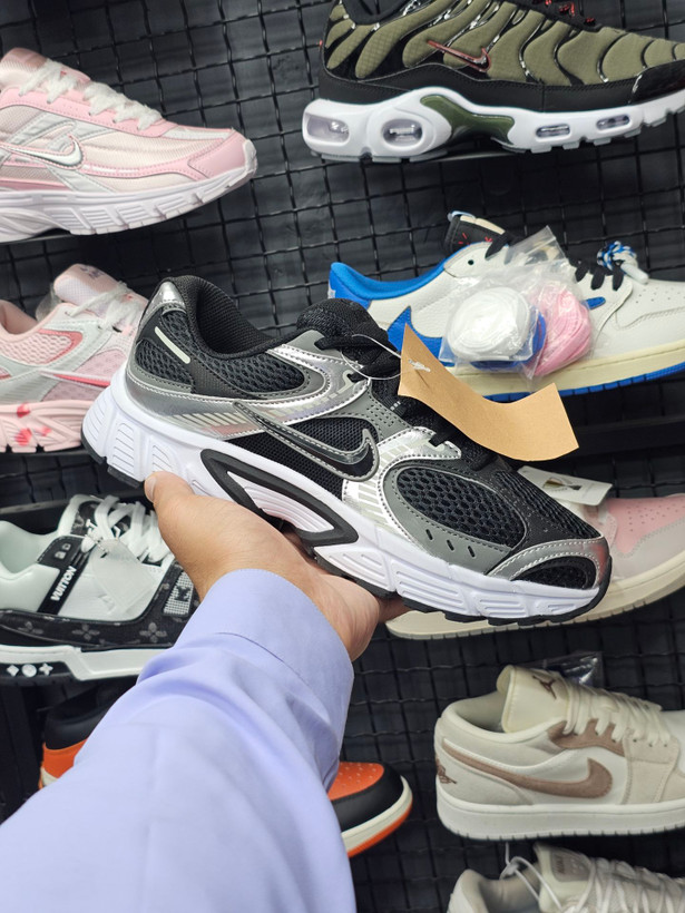 کتونی نایکی V5 RNR کیفیت مستر - سایز 40 تا 45 - Nike V5 RNR