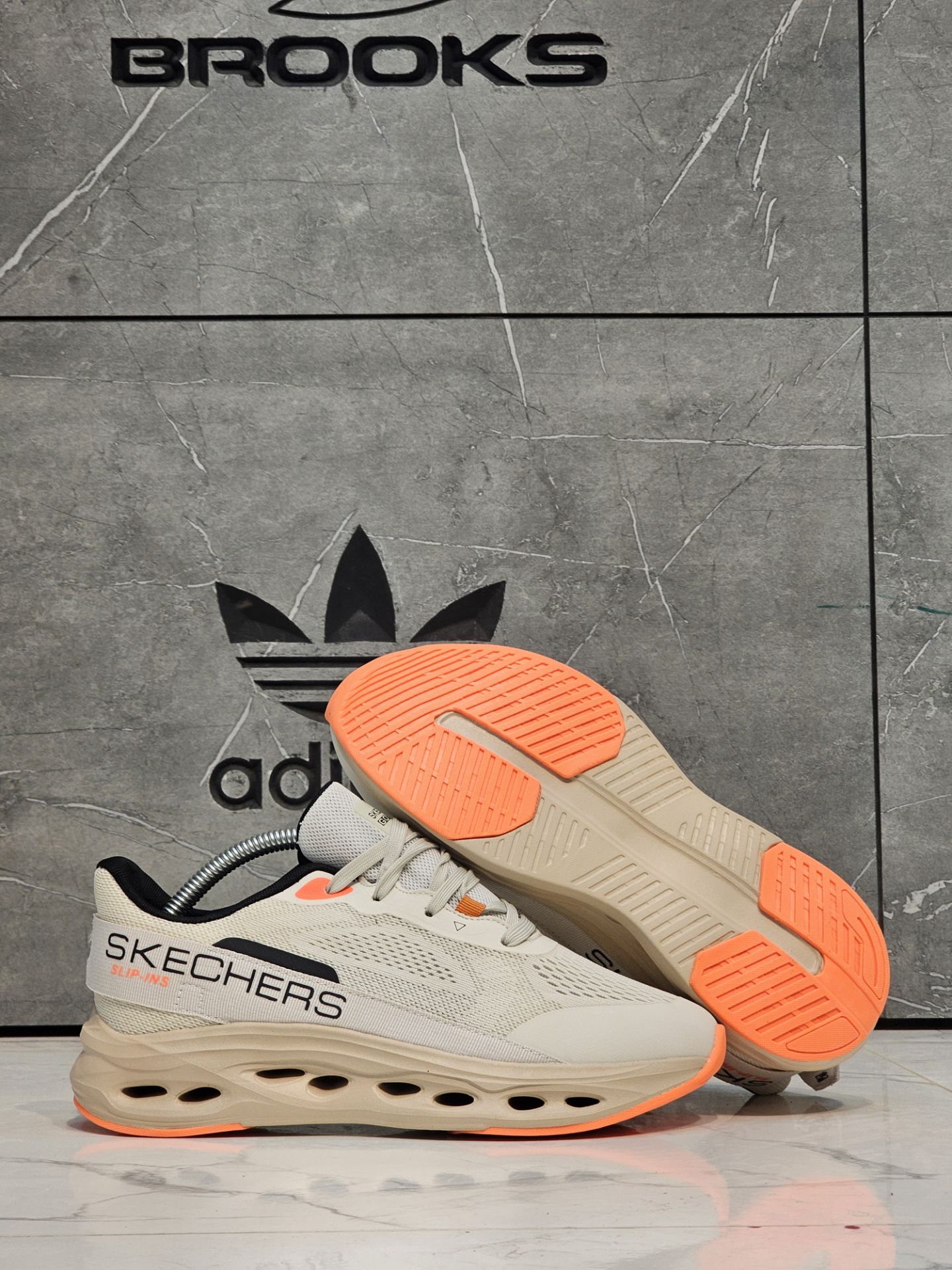 کتونی اسکیچرز اسلیپ اینز کیفیت مستر - سایز 40 تا 45 - Skechers Slip-ins