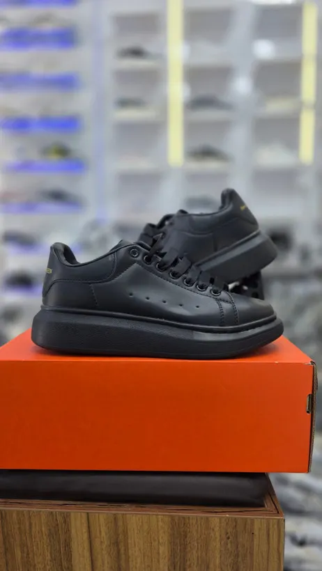 کتونی الکساندر مک کوئین کیفیت مستر - سایز 40 تا 45 - Alexander McQueen
