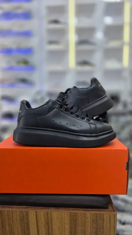 کتونی الکساندر مک کوئین کیفیت مستر - سایز 40 تا 45 - Alexander McQueen