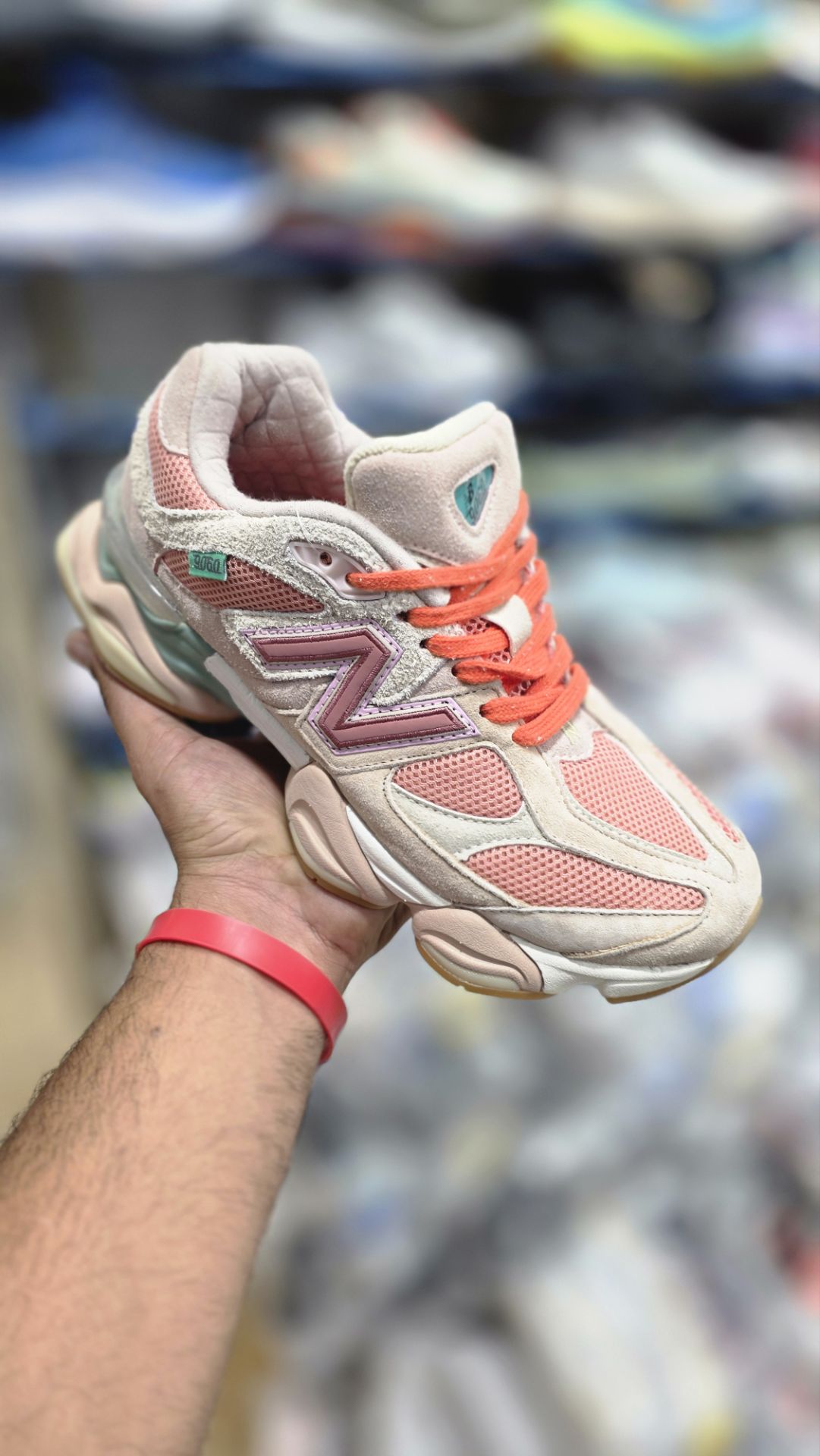 کتونی نیوبالانس 9060 کیفیت مستر - سایز 40 تا 45 - New Balance 9060