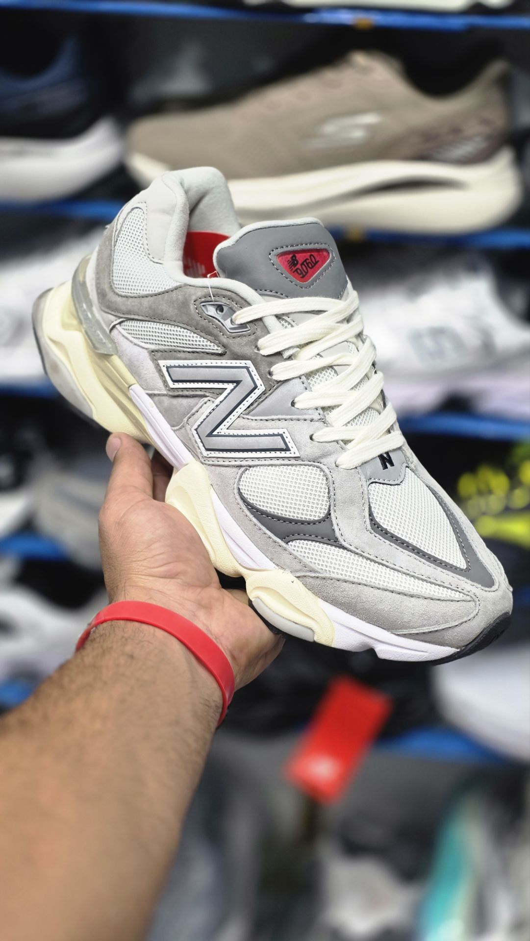 کتونی نیوبالانس 9060 کیفیت مستر - سایز 40 تا 45 - New Balance 9060
