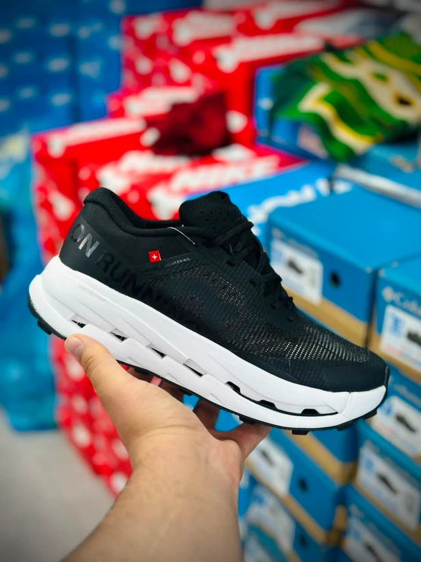 کتونی آن رانینگ کیوسی کلود اولترا 3 - سایز 40 تا 45 - On Runinng Cloudultra3