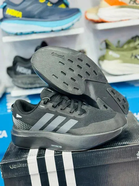 کتونی آدیداس آدی زیرو لایت استرایک پرو کیفیت مستر - سایز 40 تا 45 - Adidas Adizero Lightstrike Pro