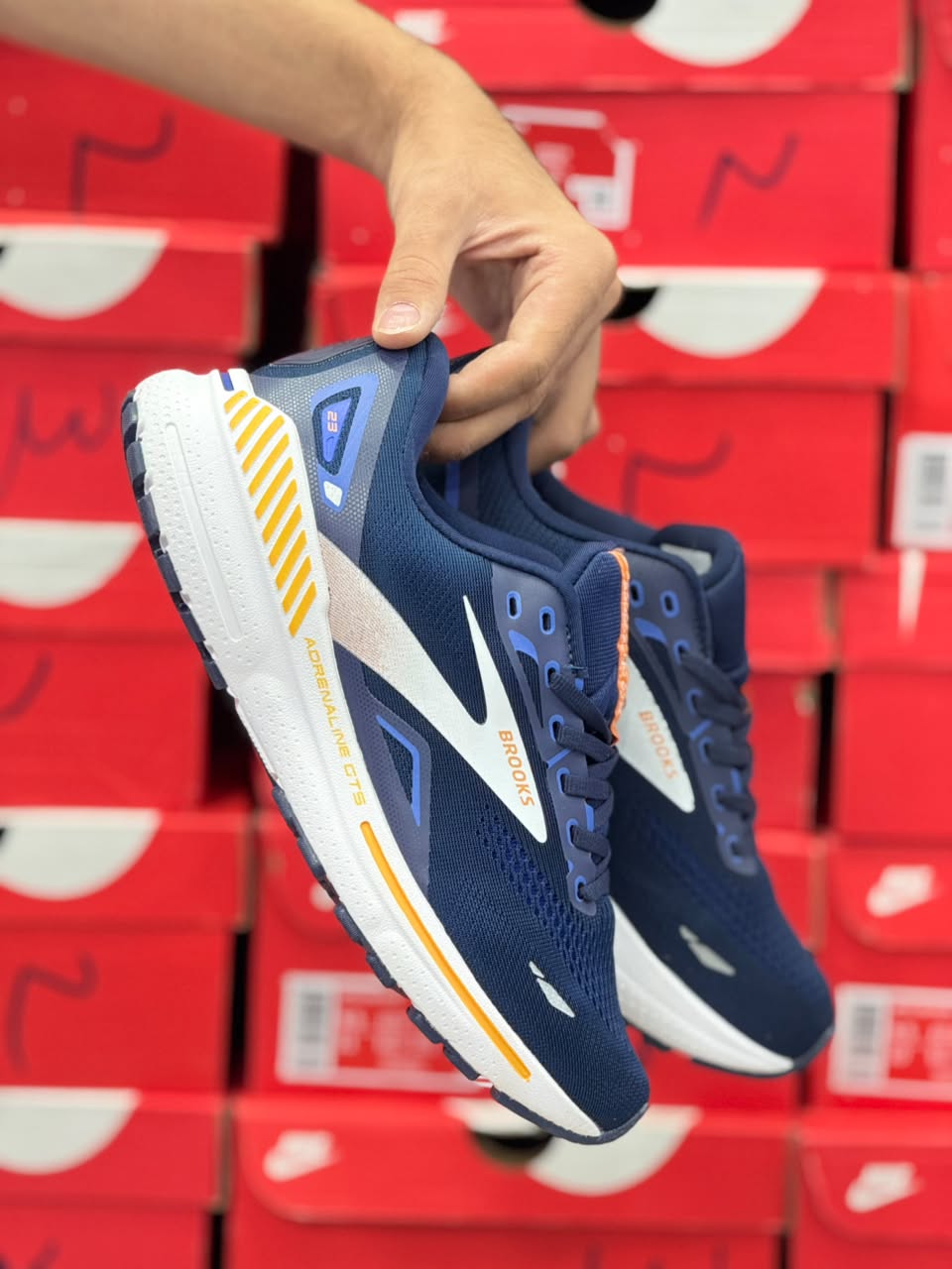 کتونی بروکس آدرنالین 23 کیفیت مستر - سایز 40 تا 45 - Brooks Adrenaline 23