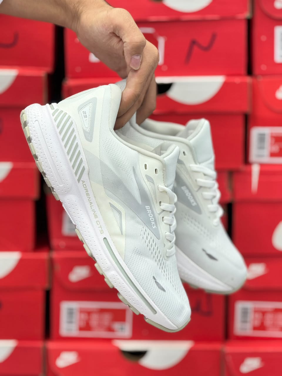 کتونی بروکس آدرنالین 23 کیفیت مستر - سایز 40 تا 45 - Brooks Adrenaline 23
